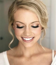 Make up Hochzeit Make Up Sposa, Amazing Wedding Makeup, Blonde Hair Makeup, Wedding Makeup For Brown Eyes, Makeup Tip, Wedding Makeup Tips, Wedding Day Makeup, Makeup For Blondes, Braut Make-up