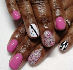 Latoya Luckett, Super Short Nails Ideas, Super Short Nails, Black Short Hairstyles, Short Nails Ideas, Spirit Fingers, Sophisticated Nails, Natural Nails Manicure, Bald Head Women