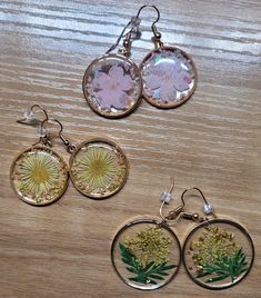 Pressed Flower Earrings Pressed Flower Earrings, Pressed Flower, Pressed Flowers, Resin Jewelry, Flower Earrings, Houston Tx, Jewelry Earrings Dangle, Etsy Earrings, Houston