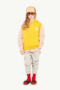 The Yak Vest in a relaxed fit is a sleeveless tricot knitted vest and it displays an original version of The Animals Observatory initials on its front as well as a fine comfy hood. Comes in two colorways. White Worms, Animals Observatory, Royal Ballet, Kids Store, Kids Socks, The Animals, Sleeveless Vest, Knit Vest, Clothes Collection