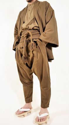 Japanese Street Fashion Men, Armor Clothing, Olive Shirt, Olive Pants, Japan Outfit, Star Wars Outfits, Futuristic Fashion, Japanese Street Fashion, Cosplay Outfits