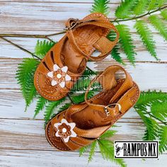 NOTE: Sandals are printed in MEX standard size number , We will send you the correct US size automatically. *COLOR MAY VARY SLIGHTLY. Remember : Handmade and every piece is unique. We try our best to keep consistant but it can happen rarely. Rampos MX 100% Genuine Leather, Boys Artisan Handmade (Huarache) Kids Mexican Sandal, Sandalia de pile Sahuayo para nines ,Import from Mexico. Great quality and comfortable shoe, Made with rubber sole,The inner sole is lined with authentic leather . These Hu Cute Brown Closed Toe Sandals, Summer Beach Huarache Sandals With Soft Sole, Beach Huarache Sandals With Round Toe And Soft Sole, Closed Toe Huarache Sandals With Soft Sole For Beach, Brown Huarache Sandals With Soft Sole For Summer, Brown Soft Sole Huarache Sandals For Summer, Brown Adjustable Huarache Sandals With Soft Sole, Adjustable Closed Toe Huarache Sandals With Soft Sole, Adjustable Closed-toe Huarache Sandals With Soft Sole