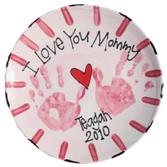 i love you mommy plate with handprints on it