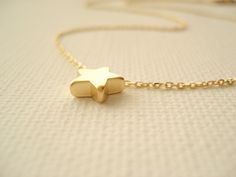 "This dainty and delicate star necklace is perfect for your everyday, birthday, best friends and someone special! * I ship in 1- 3 days in a gift box from California * Chain: Gold, Silver or Rose gold plated over brass * Star Pendant: Gold, Silver or Rose gold plated over brass, 8 mm {Custom - Extra long Chain} If you would like a longer chain (20\" to 34\"), please add this in your cart after select any necklace length. https://www.etsy.com/listing/614040250/extra-long-chaingold-silver-or-rose- Delicate Star Charm Necklace For Gift, Minimalist Star Charm Necklace For Gift, Minimalist Star Charm Necklace As Gift, Simple Star Charm Jewelry Gift, Delicate Star Charm Necklace As Gift, Minimalist Star Charm Necklaces For Gift, Minimalist Star Charm Necklace Gift, Star Simple, Tiny Star Necklace