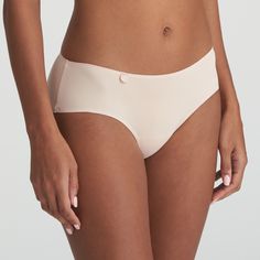 Cool and comfy hotpants/shorts to wear under any outfit. Café Latte is a delicate neutral and a must-have in every lingerie drawer. Elegant Beige Smoothing Bottoms, Elegant Bottoms With Built-in Bra And Stretch, Feminine Seamless Beige Bottoms, Feminine Beige Seamless Bottoms, Beige Elastane Bottoms With Soft Touch, Elegant Short Length Bottoms With Soft Touch, Seamless Cream Brief Bottoms, Lingerie Drawer, Cafe Latte