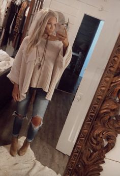 Cute Western Outfits Women Casual Winter, Daily Women Outfit, Fall 2023 Boho Fashion, Fall Clothing 2023, Fall Boutique Outfits, Western Boho Fall Outfits, Western Church Outfit Winter, Pbr Outfit For Women Winter, Dressy Western Outfits Women Winter