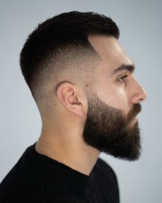 21 Slickest Skin Fade aka Bald Fade Haircuts for Guys Medium Skin Fade, Haircuts For Guys, Fade Haircut Styles, Beard And Mustache Styles, Mens Haircuts Short Hair, Mens Hairstyles With Beard, Short Scene Hair