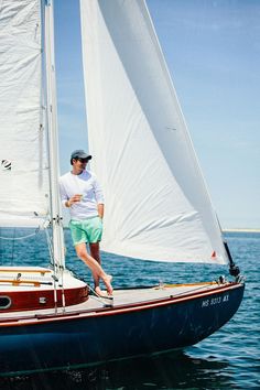 South Hampton, Preppy Men, Boat Fashion, Mens Casual Outfits Summer, Enjoy Yourself, Preppy Style Summer, Sailing Outfit, Elegante Casual