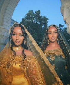 Eid Outfits African, Somali Clothes, Somali Clothing, Somali Girl, Arabian Fashion, Somali Wedding, Habesha Kemis, Muslimah Outfit, African Traditional Wedding