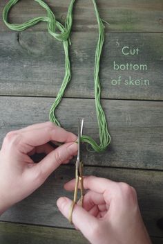 Prepping and Storing Your Embroidery Floss - a tutorial — Ms. Cleaver - Creations for a Handmade Life Diy Embroidery Floss Organizer, Beginning Embroidery, Paper Stitching, Embroidery Floss Crafts, Needlework Ideas, Room Organizer, Cross Stitch Floss