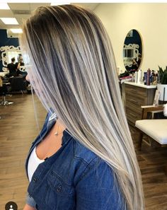 Ash Hair, Ash Hair Color, Balayage Blonde, Hair With Highlights, Makijaż Smokey Eye, Blonde Hair With Highlights, Lace Hair, Strawberry Blonde