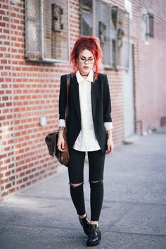 Women’s Alt Fashion, 40 Year Old Punk Style, Rocker Style Black Pants For Alternative Fashion, Punk Style Relaxed Fit Fall T-shirt, Corporate Grunge, Edgy Outfits For Women, Flannel Outfits Grunge Punk Rock, Moda Ulzzang, Partly Cloudy