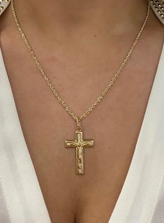 Genuine 14k gold cross crucifix pendant. Material: 14k solid yellow gold. Height of pendant: Approximately 1.75 inches long. Weight: Approximately 5.6 grams. Chains sold separately! Chain shown: 22 inch rope chain. 2mm wide. Over 8 grams. Lobster claw clasp. Catholic Cross Necklace, Beard Haircut, Morganite Engagement Ring Set, Mary Necklace, Mens Cross Necklace, Cross Necklaces, Pretty Jewelry Necklaces, Xmas List, Gold Aesthetic