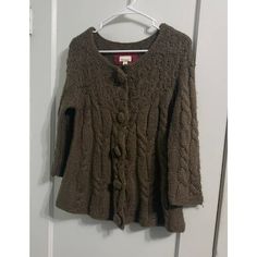 good used condition, some piling
10% alpaca, 20% wool, 70% acrylic Brown Cotton Sweater With Button Closure, Vintage Button Closure Sweater For Fall, Vintage Button-up Sweater For Fall, Vintage Long Sleeve Sweater With Buttons, Indie Sleaze, Dream Outfits, Digital Closet, Button Up Sweater, Pomegranate Seeds