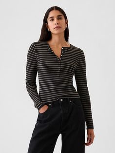 Henley Shirt Women, Wardrobe Wishlist, Henley T Shirt, Henley Shirt, Striped Long Sleeve Shirt, Christmas Vibes, Womens Long Sleeve Shirts, Knitted Tshirt, Henley Shirts