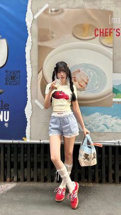 Tokyo Girls Style, Asia Summer Outfit, Tokyo Outfits Summer, Igari Fashion, Tokyo Fits, Japan Outfit Summer, Tokyo Summer Outfits, Tokyo Outfits, Japan Outfits