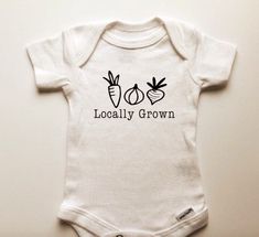 Locally Grown Veggie Roots Roots Organic Garden Farm Baby - Etsy Locally Grown Onesie, Foster Baby, Farm Baby Shower, Garden Farm, Surprise Baby, Farm Baby, Baby Shower Presents, Organic Garden