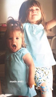 Mom Baby Pictures, Ziegler Sisters, Dance Moms Maddie, Dance Moms Pictures, Dance Moms Funny, Dance Moms Dancers, Aurora Aksnes