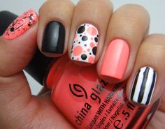 Neon + monochrome love! Uñas Color Coral, Dot Designs, Super Cute Nails, Creative Nail Designs, Diy Nail Designs, Cute Nail Art, Simple Nail Designs