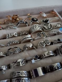 #rings Thumb Rings Aesthetic, Grunge Rings Aesthetic, Lots Of Rings Aesthetic, Edgy Rings Aesthetic, Rings Edgy, Alt Rings, Rings Grunge, Grunge Rings, Grunge Ring