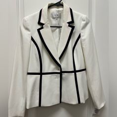 Le Suit Petite Blazer Jacket Nwt Size 2 Msrp $225 Jacket Is Flawed With Some Pinkish Color That Was Either Transferred From Another Fabric Or Stained. I’ve Not Tried To Get This Out. Possibly A Cleaning Would Remove It. Gorgeous Jacket. You Could Always Bleach Stain It For A Fun Look. Price Has Been Adjusted For The Flaw. White Long Sleeve Blazer For Career, Tailored White Career Blazer, White Tailored Career Blazer, White Tailored Blazer For Career, White Career Blazer, Chic White Career Blazer, Classic White Blazer For Career, Tailored White Outerwear For Work, Fitted White Outerwear For Work