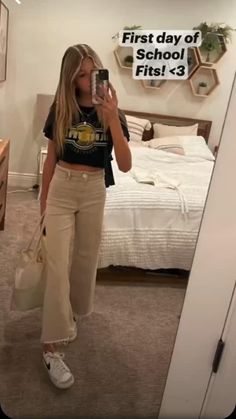 School Outfits For Middle School, Cute School Outfits For Middle School, School Tips And Tricks, Middle School Tips, Outfits For Middle School, Back To School Preppy, Cute Easy Outfits For School, Cute School Outfits