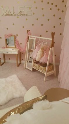 Toddler Room Ideas: Beds & Play Areas 🎨 Toddler Bedroom Girl, Toddler Girl Room, Toddler Room Decor, Girl Nursery Room, Baby Room Inspiration, Diy Furniture Bedroom, Nursery Room Inspiration