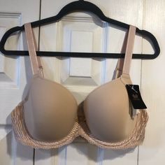 Brand New With Tags Beige Full Coverage Bra For Spring, Spring Beige Full Cup Bra, Fitted Padded Beige Bra, Lacy Bra, Lace Bands, Bra Brands, Wireless Bra, Retro Chic, Strapless Bra