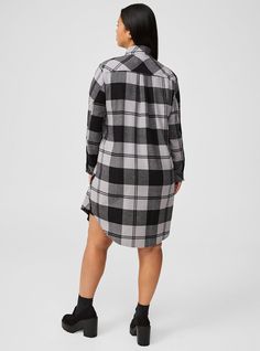 FIT Model is 5'8” wearing size 1. . Measures 44” from shoulder (size 2). Midi silhouette. . MATERIALS + CARE Cotton flannel woven fabric. . 100% cotton. Machine wash cold. Line dry. . Imported. DETAILS Collared neckline. . Long sleeves. The best plus size women's Flannel Midi Shacket Outerwear in misty plaid formal gray made of flannel. Torrid is your destination for cozy fall and winter clothes to keep you warm and comfortable. Shirts To Wear With Jeans, Fitted Wedding Dress, Flannel Women, Cozy Fall, Cotton Flannel, Flannel Shirt, Woven Fabric, Cool Style, Winter Outfits