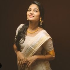 Onam Shoot, Pics In Saree, Saree Images, Onam Outfits, Actress Pictures, Kerala Wedding Photography, Saree Photos, Love My Best Friend, Cute Images For Dp