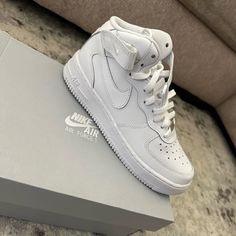 Brand New Air Force 1s ( Only Tried On Once And Never Worn Out) Nike Air Force 1 Lace-up For Streetwear, Shoes Air Force, Nike Shoes Air, Nike Shoes Air Force, Air Force 1s, Air Force 1 Mid, Nike White, Kids Nike, White Nikes