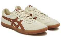 Onitsuka Tiger Tokuten Training Shoes 'Cream Caramel' 1183A862-200 Best Presents, Quoi Porter, Cream Shoes, Shoe Inspo, Onitsuka Tiger, Stil Inspiration, Ținută Casual, Retro Sneakers, Swag Shoes