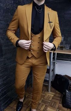 This is a Classy Mustard yellow 3 Piece Suit by fixashop/crafted from high quality fabric and imported materials. Our products are handcrafted by experienced tailors who make sure the that the stitching is precise, lining is proper and the overall product is sturdy enough to not go out of shape for more than a few years. Also all our products have extra margins in their length, sleeves, sides so it's easily alterable if your size changes after some time. To see more available colours and designs in this collection, Check out the ' Collection' Section. *This is a 3 piece set of a Coat+westcoast+pant  *We also offer customization so we can provide you an even better fit if you massage us your measurements (in inches) of Chest, Stomach, Waist, Hip, Shoulder and Actual Height after ordering. * Coat Pant For Men, Beach Wedding Suits, Suits Men Slim, Blazer Outfits Men, Slim Fit Suit Men, Yellow Suit, Suits Men Business, Male Style, Dress Suits For Men