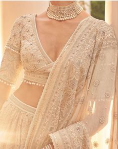 Chikankari Dupatta, Chikankari Lehenga, Lace Blouses, Simple Lehenga, Classic Blouse, Wedding Lehenga Designs, New Saree Blouse Designs, Lehenga Designs Simple