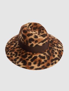 Brim: 10cm. Hatband width: 4cm. Grosgrain hatband. All over pattern placement may vary. Unlined Fur Hat Pattern, Borsalino Hats, Wool Fedora Hat, Faux Fur Hat, Versace Brand, All Over Pattern, Wool Fedora, Ski Accessories, Felt Hat