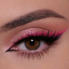 Pink Prom Eyeshadow Looks, Simple Hot Pink Makeup Looks, Makeup Looks For Prom Pink Dress, Pink Prom Eye Makeup, Makeup For Prom Pink, Makeup For Pink Prom Dress, Makeup Looks With Pink Dress, Prom Makeup Looks Pink, Pink Black Eye Makeup