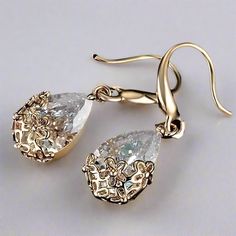 Feshionn IOBI Earrings 18K Yellow Gold Plated ON SALE - Infused Diamond Dust Dangling Earrings Basket With Flowers, Diamond Dust, Sparkling Lights, Flowers Design, Stone Crystal, Dangling Earrings, 3 Carat, Austrian Crystal, Pear Cut