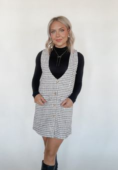 Tweed Black and White Dress Tweed Mini Dress, Short Jean Skirt, Tweed Pattern, Dress With Buttons, Button Up Dress, New Wardrobe, Spice Up, Sweater Top, Scarf Accessory