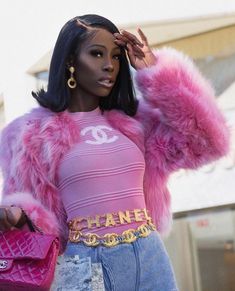 Mode Chanel, Selfie Photography, 2000s Fashion Outfits, Mode Inspo, Pink Outfits, 2000s Fashion, Mode Vintage