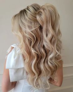 Cute Quick And Easy Hairstyles, Twisty Hairstyles, Rooty Blonde, Easy Braided Updo, Quick And Easy Hairstyles, Easy Work Hairstyles, Simple Prom Hair, Hair Adviser, Natural Wavy Hair