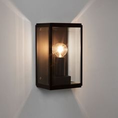 a light that is on the side of a wall