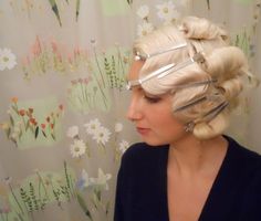 Cabelo Pin Up, Vintage Curls, 1920s Hair, Finger Waves, Pin Curls, Pin Up Hair, Penteado Cabelo Curto, Retro Hairstyles, Hair Today