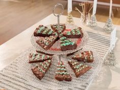 Chocolate Christmas Tree Brownies Giada's Holiday Handbook, Christmas Bites, Tree Brownies, Chocolate Christmas Tree, Giada De Laurentiis Recipes, Christmas Tree Brownies, Giada Recipes, Tv Chefs, Chocolate Christmas