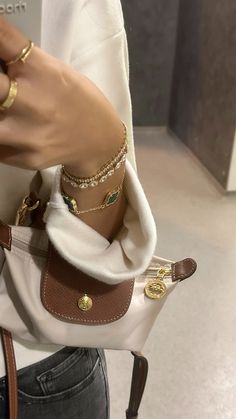 Longchamp Mini Le Pliage Outfit, Mini Longchamp Bag Outfit, Long Champ Outfit, Long Champ Bag Outfit, Mini Longchamp Bag, Longchamp Pouch, Longchamp Aesthetic, Longchamp Bag Outfit, Longchamp Mini Bag