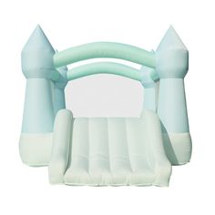 an inflatable bouncer is shown on a white background