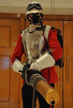 Steampunk Uniform, Steampunk Soldier, Victorian Soldier, Apocalypse Ideas, Steampunk Adventurer, British Royal Guard, What Is Steampunk, Steampunk Armor, Male Steampunk