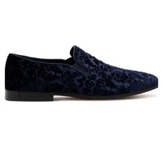 Nib Robert Graham Navy Sonoma Loafer - Size 8m Loafers Are Brand New In Original Box And Come From A Smoke Free And A Pet Free Home. This Handsome Loafer Made From Embossed Velvet Is Grounded On A Cushioned Footbed And Topped With Elastic Gore Insets That Provide A Perfect Fit. * Cushioned Insole * Textile Upper/Leather Lining/Rubber Sole Slip-ons With Branded Insole For Galas, Flat Slip-on Dress Shoes With Rubber Sole, Formal Flat Slip-ons With Rubber Sole, Formal Blue Loafers With Textured Sole, Formal Low-top Slip-ons With Leather Sole, Slip-on Dress Shoes For Galas, Blue Flat Heel Slip-ons For Formal Occasions, Formal Flat Loafers With Cushioned Footbed, Formal Closed Toe Slip-ons With Cushioned Footbed