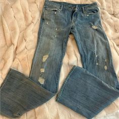 Premium Line Of Levi’s Never Worn, No Tags Perfect Condition 98% Cotton/2% Elastane Size Women’s 31 Made In U.S.A. Destroyed Light Wash Bell Jeans, Style Bundle, Wardrobe Pieces, Low Rise Jeans, Low Rise, Mood Board, Vision Board, Made In Usa, Fashion Inspo