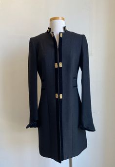 Led Jacket, Spanish Countryside, Short Coats, Cut Blazer, Hoodie Coat, Short Coat, Knit Jacket, Duchess Of Cambridge, Black Jacket