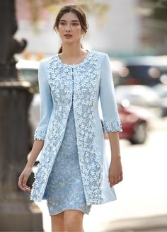 Vestido de Madrina de Carla Ruiz (94537), corto Short Wedding Guest Dress, Dress Arabic, Short Wedding Guest Dresses, Blue Mother Of The Bride, Cap Dress, Bride Clothes